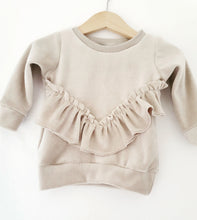 Lade das Bild in den Galerie-Viewer, COZY SWEATER BEIGE